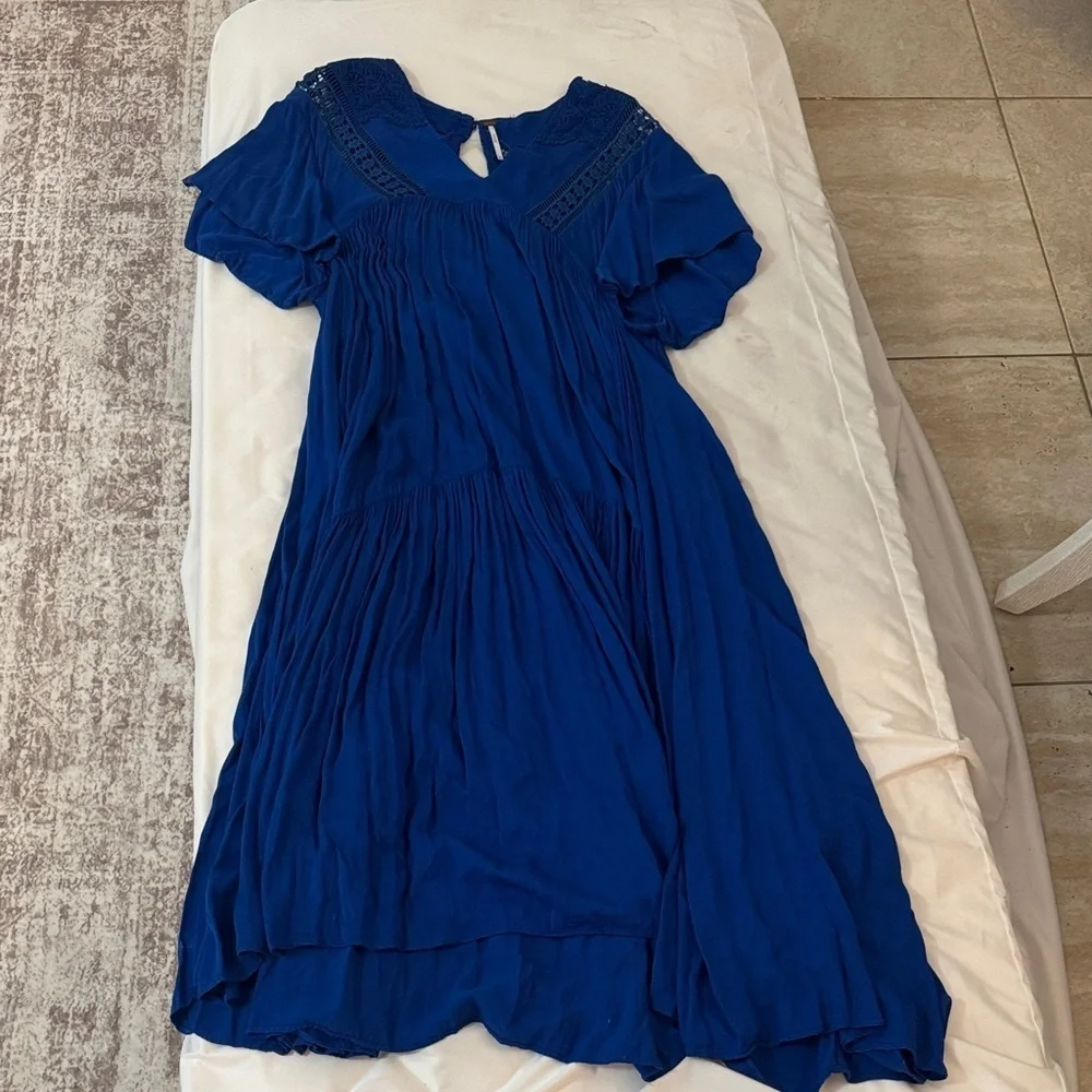 FREE PEOPLE simply extreme maxi blue dress with pockets size XS.